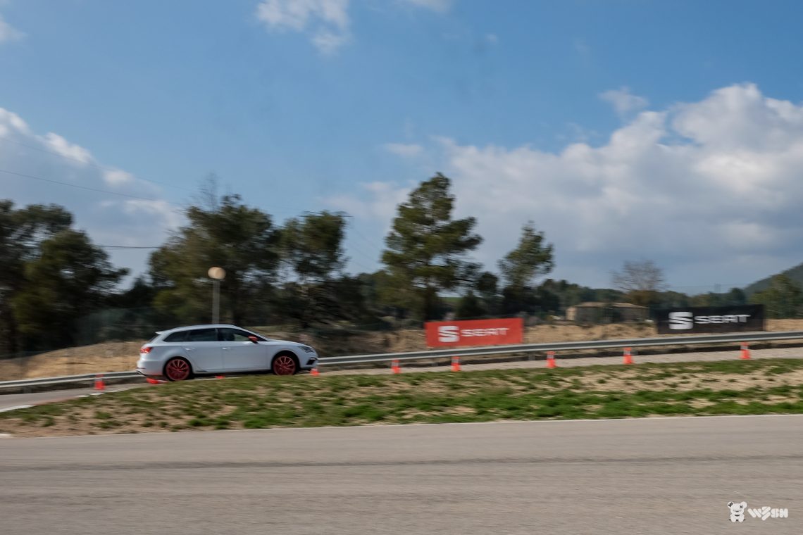 SEAT-Leon-CUPRA-25