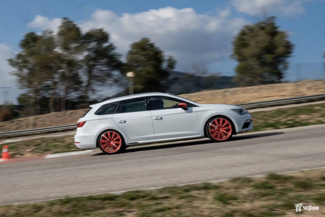 SEAT-Leon-CUPRA-27