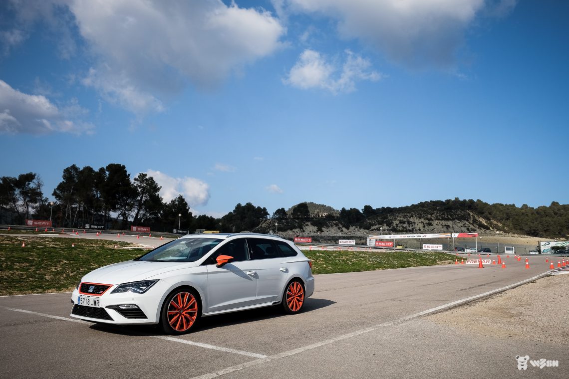 SEAT-Leon-CUPRA-37