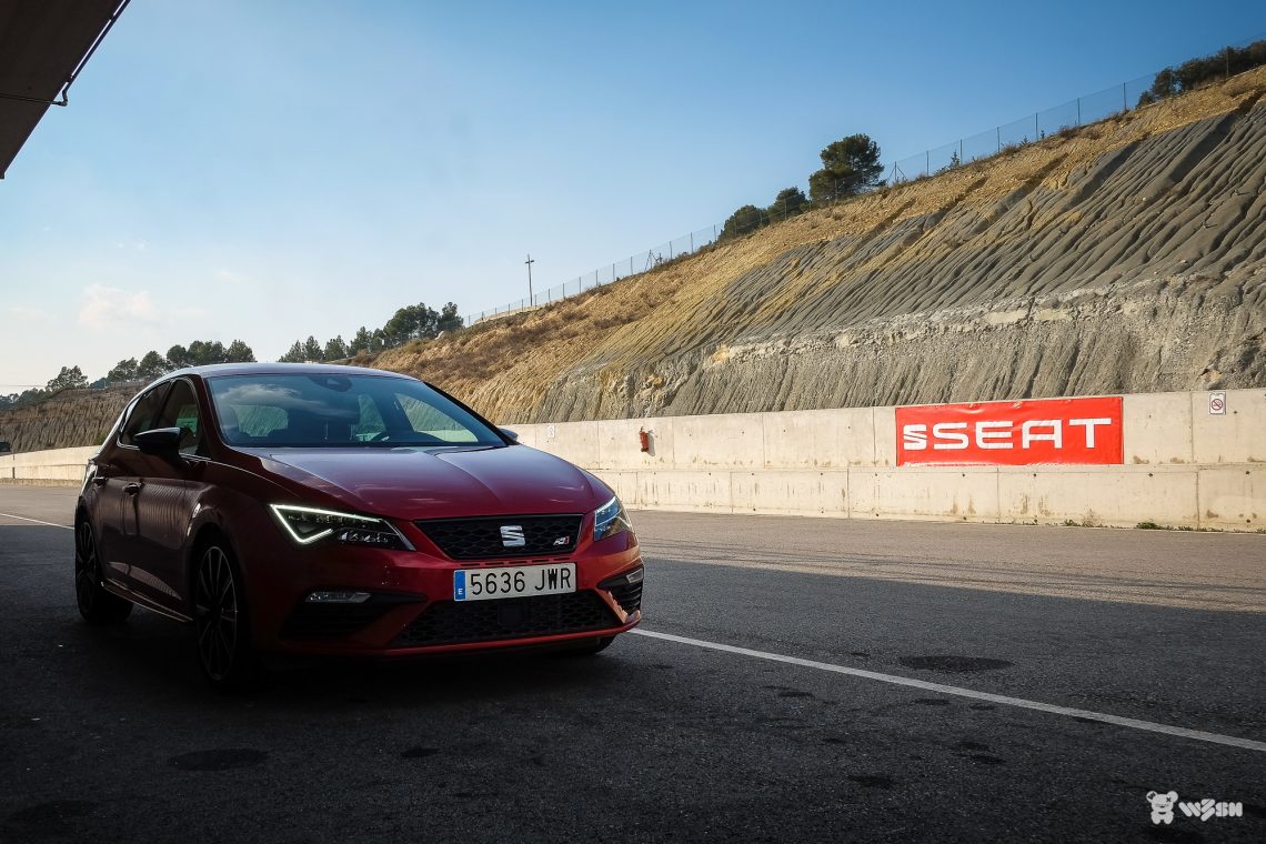 SEAT-Leon-CUPRA-44