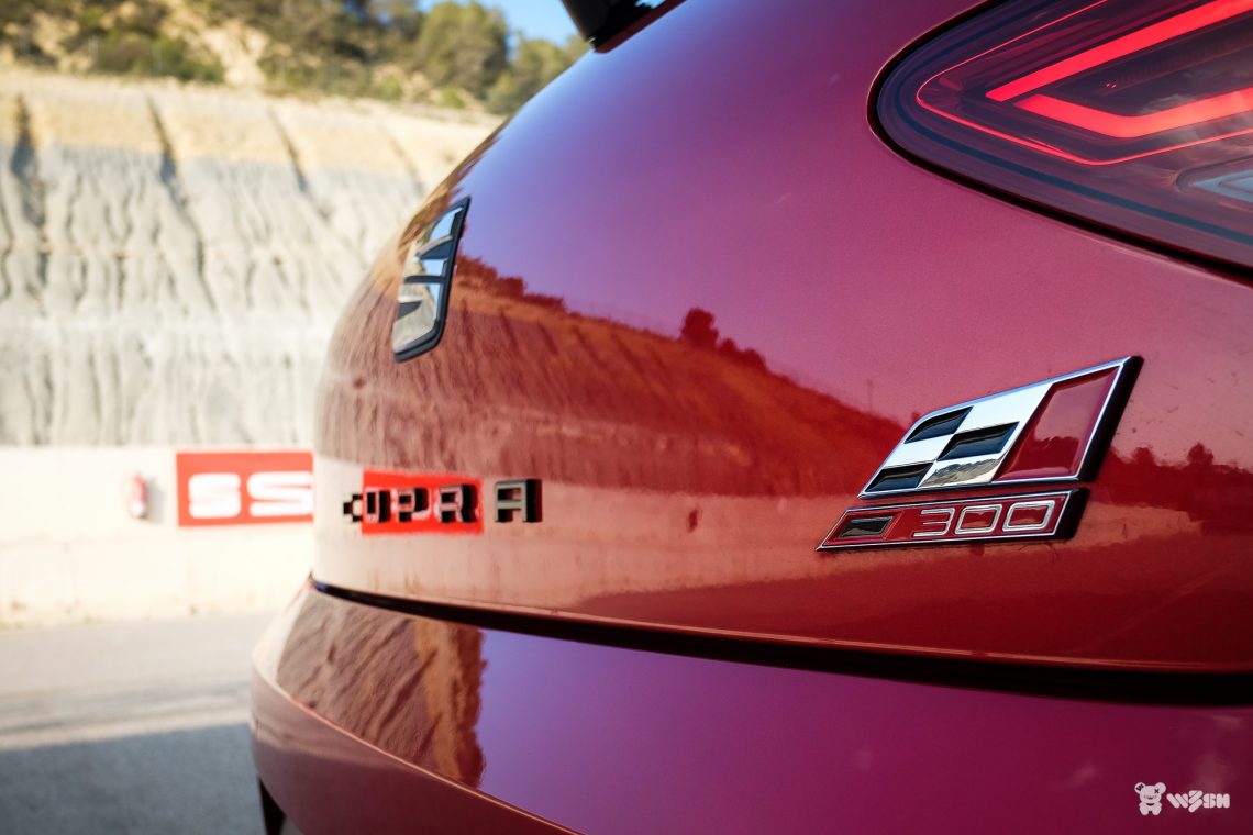 SEAT-Leon-CUPRA-47