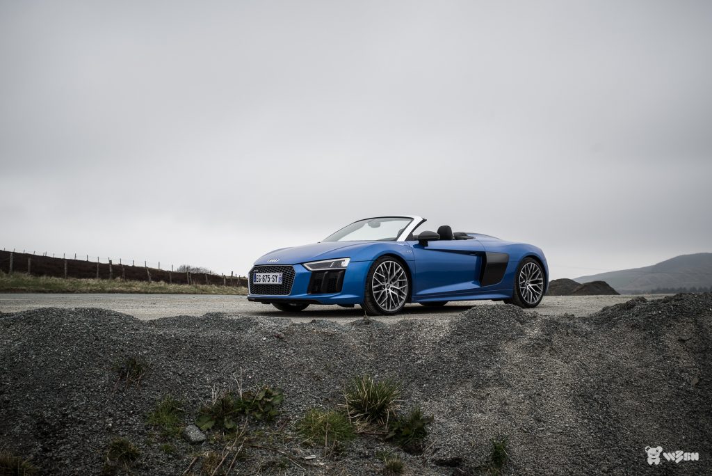 Audi-R8-Spyder-2
