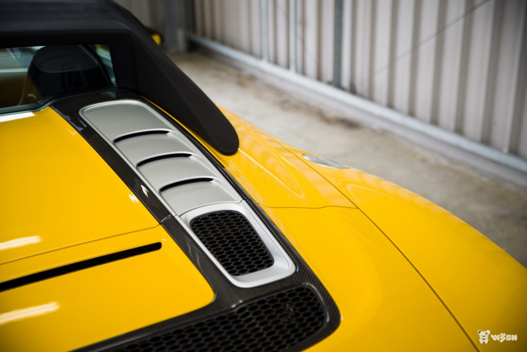 Audi-R8-Spyder-27