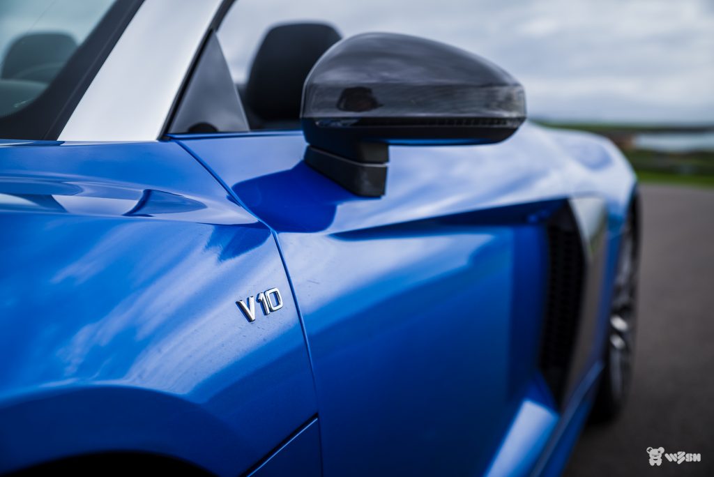 Audi-R8-Spyder-37