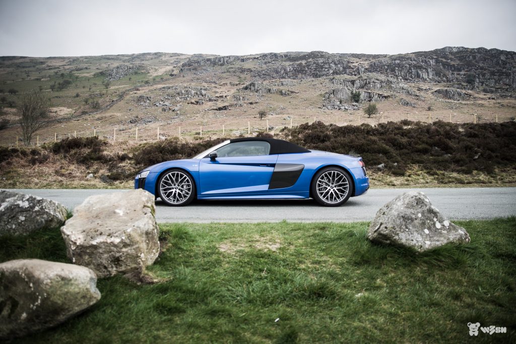 Audi-R8-Spyder-8