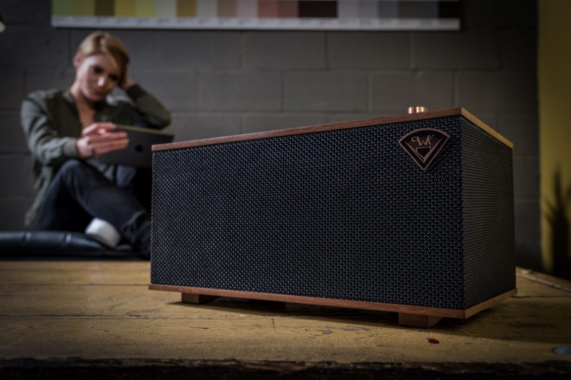 Klipsch_HW_102016_B0492