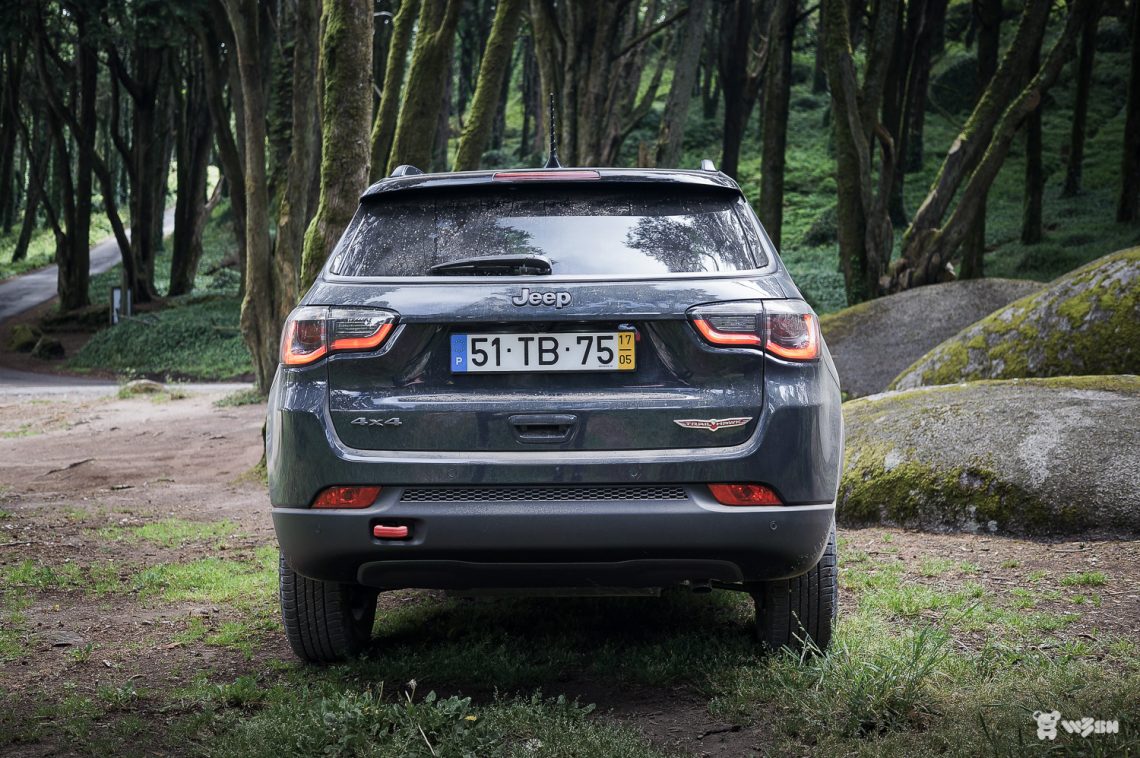 Jeep-Compass-23