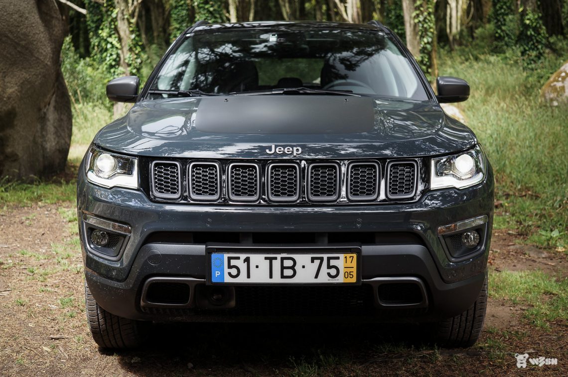 Jeep-Compass-32
