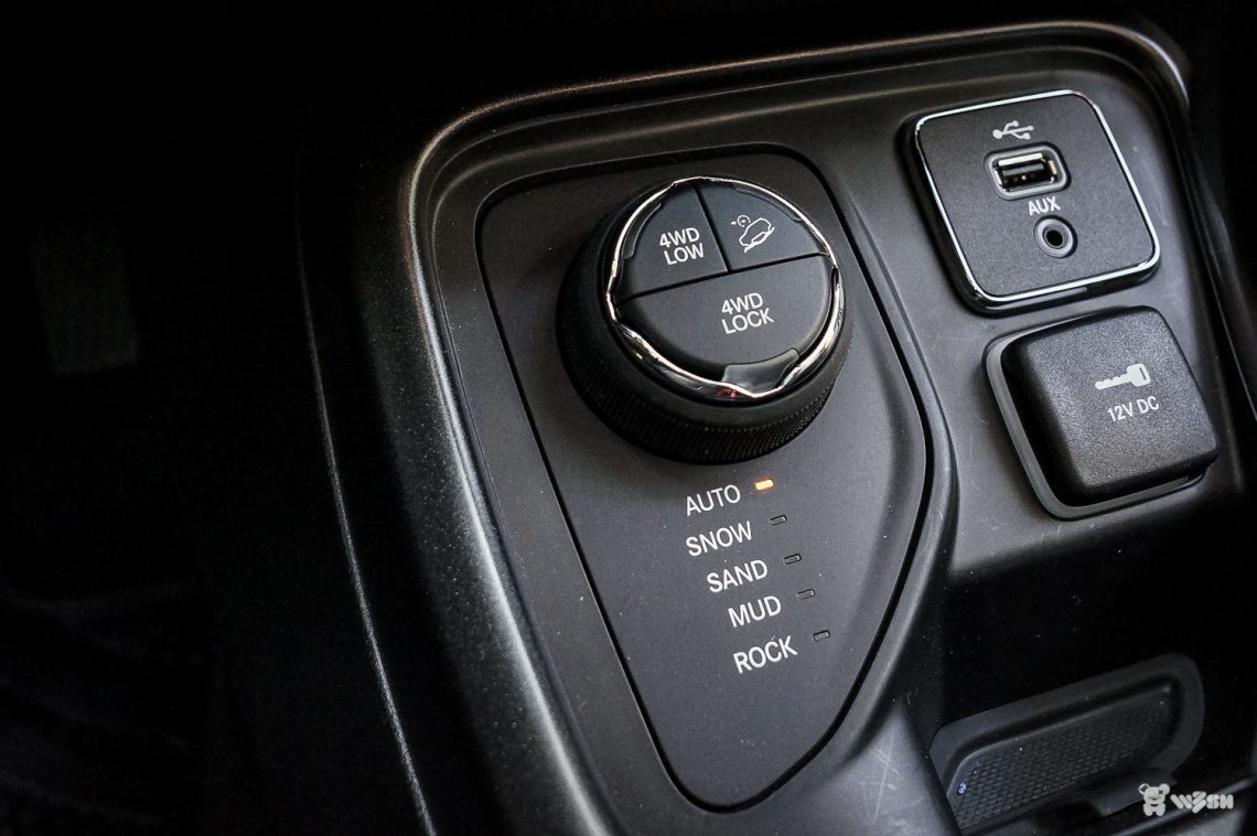 Jeep-Compass-44