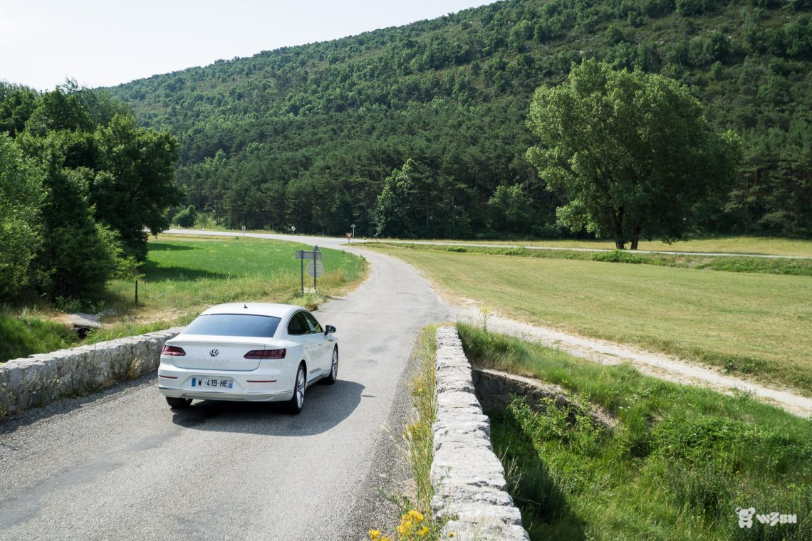 vw-arteon-24