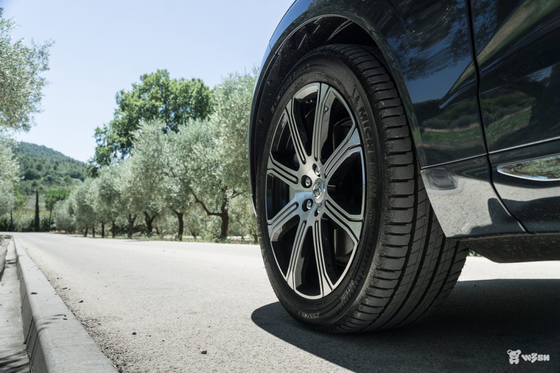 Volvo-XC60-12