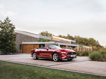 FORD_2017_MUSTANG_14
