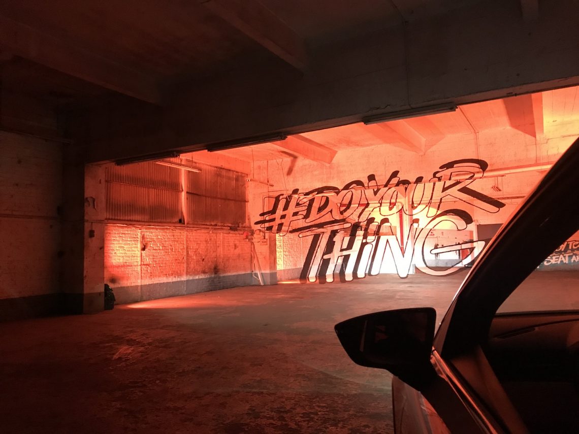 Photo 16-11-2017 19 27 31