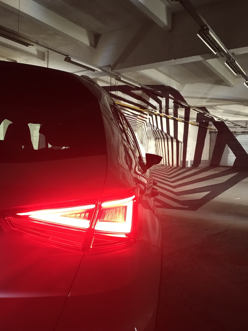 Photo 16-11-2017 20 00 10