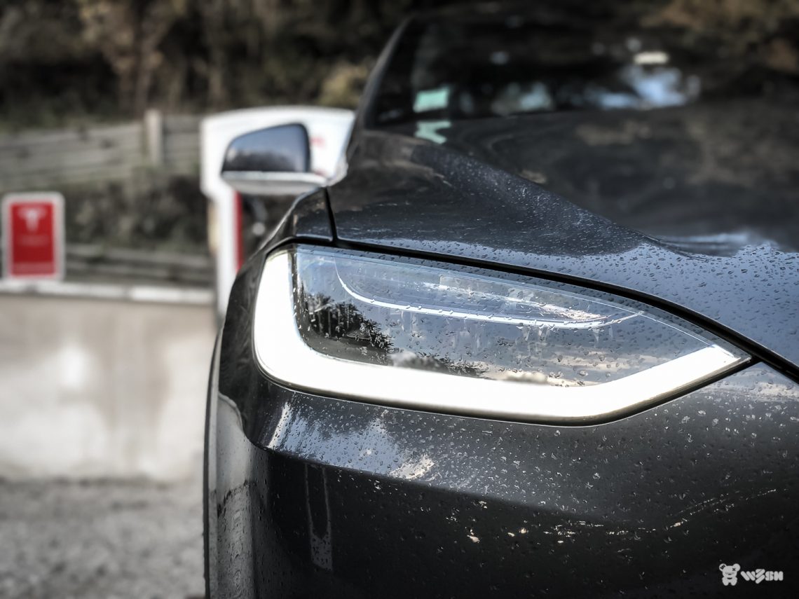 TESLA-Model-X-100D-7