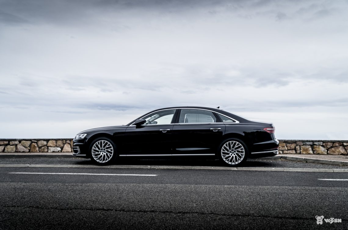 AUDI-A8L-1