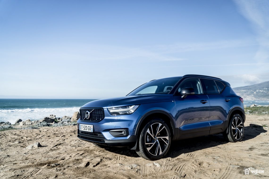 VOLVO-XC40-15