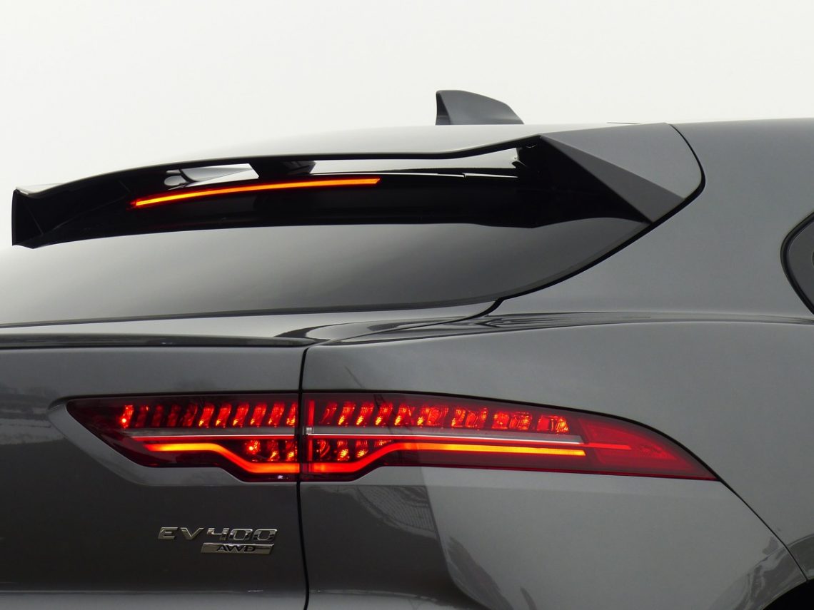 ipace_04