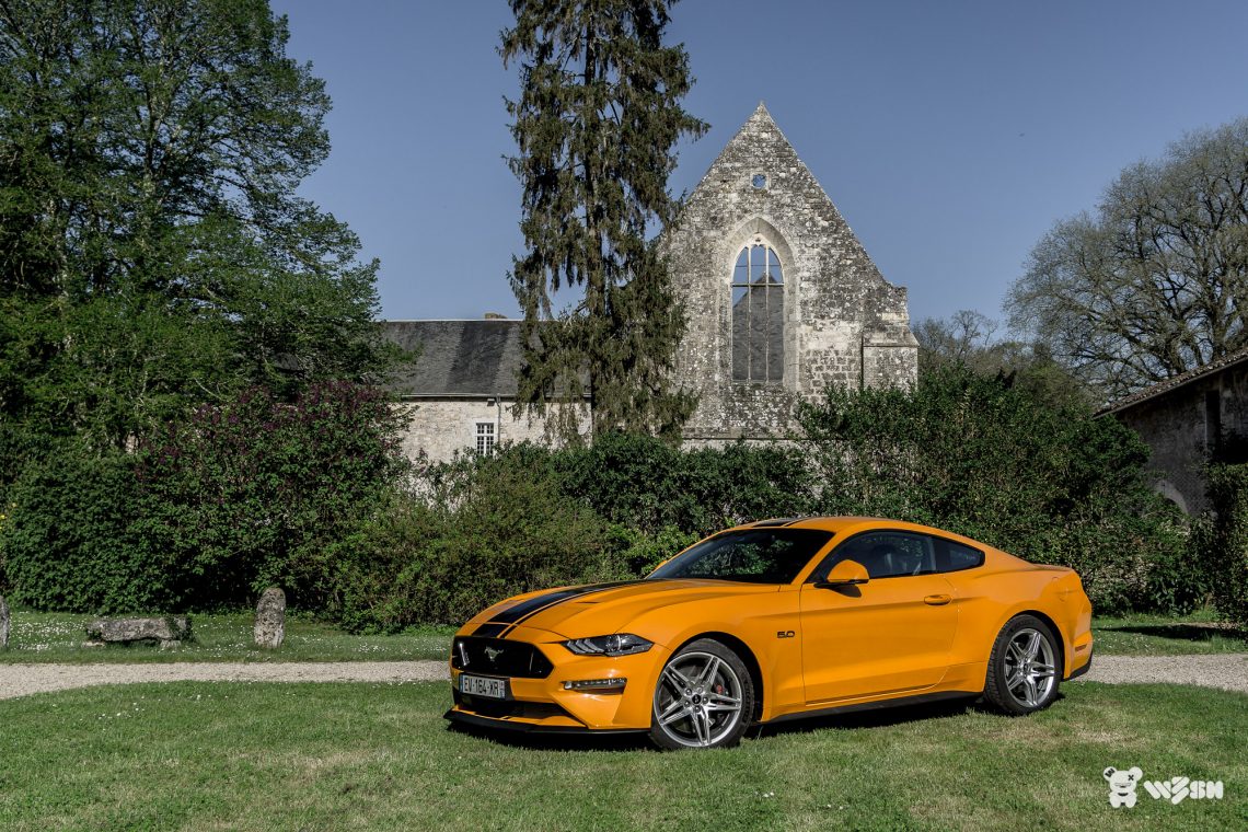 Ford-Mustang-GT-15
