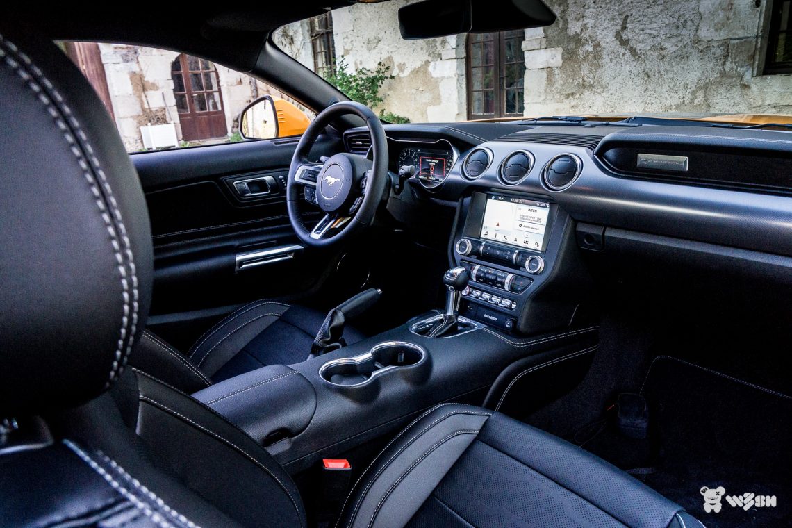 Ford-Mustang-GT-33