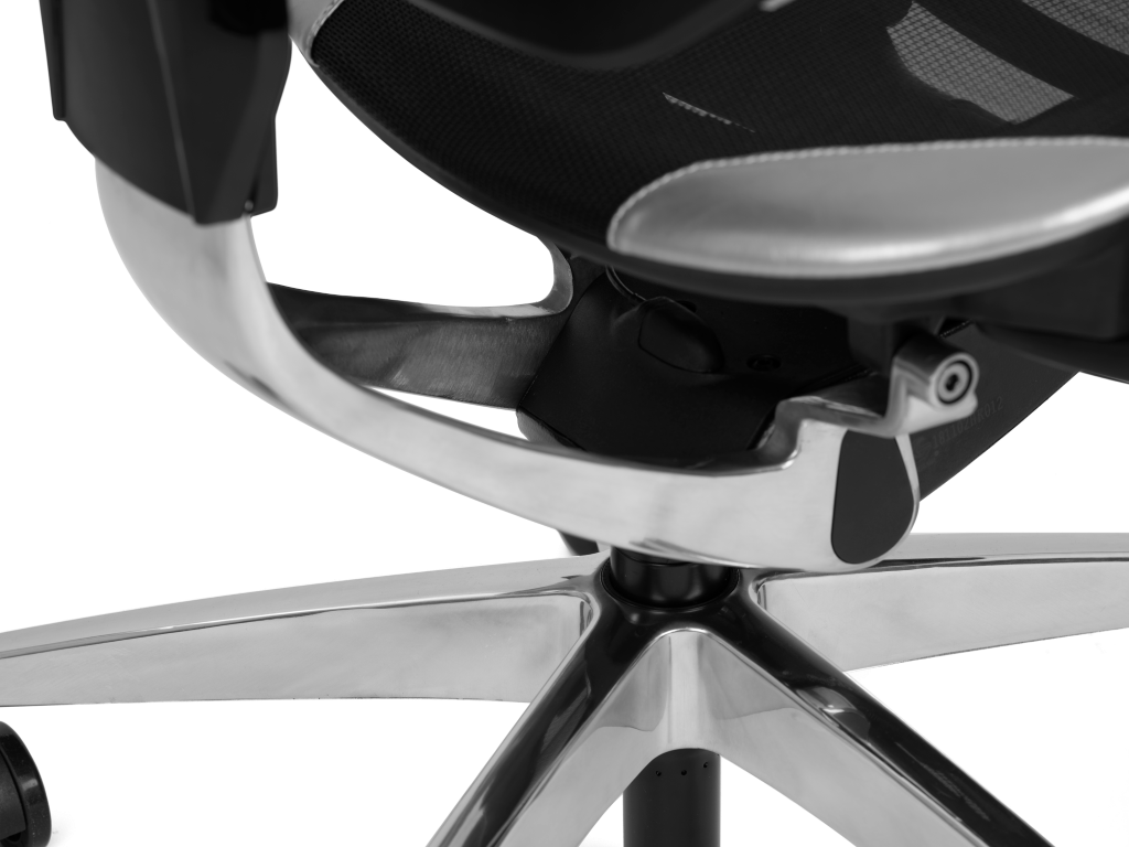 RGo-Max-18_silver-and-white
