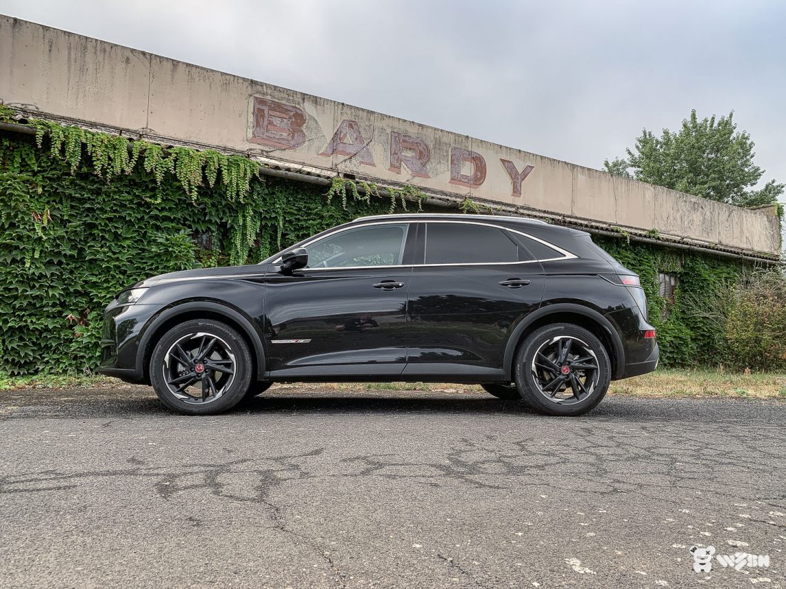 DS7 Crossback-5