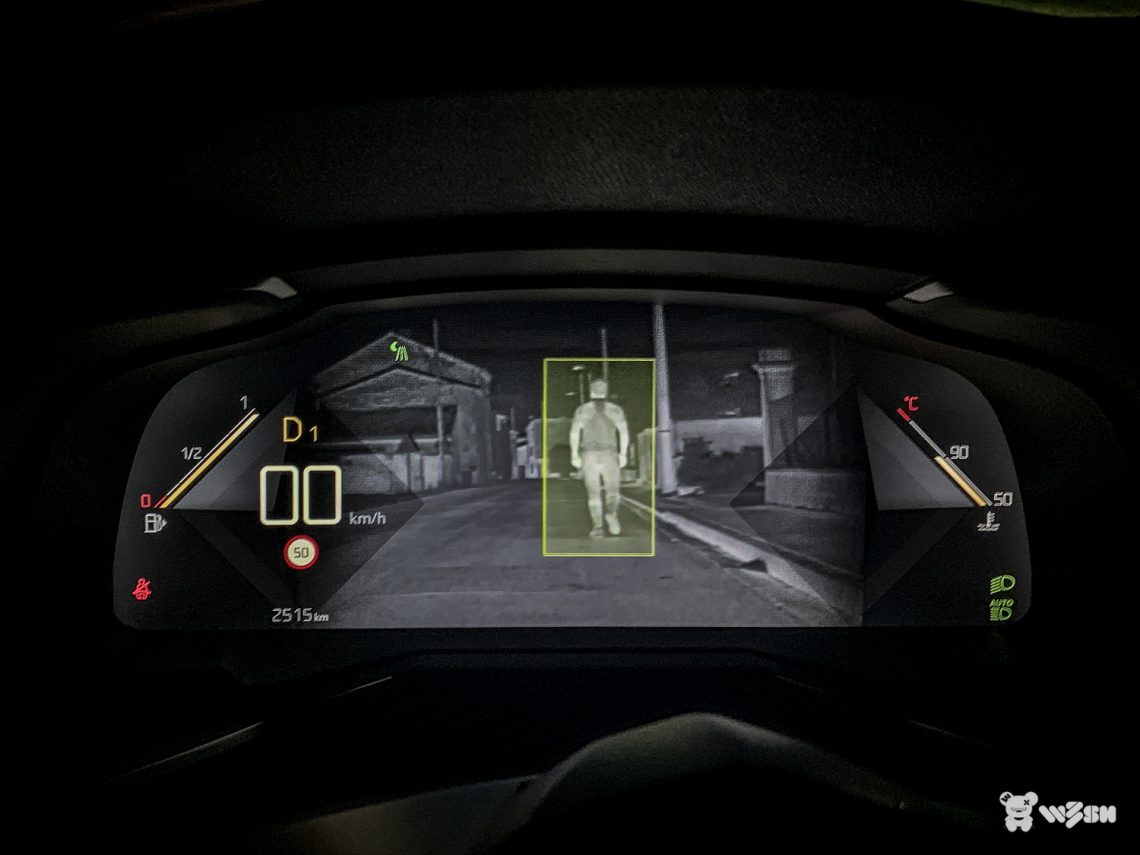 DS7 Crossback-nightvision-1