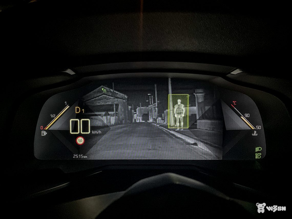 DS7 Crossback-nightvision-2