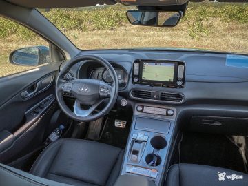 Hyundai-KONA-electric-15