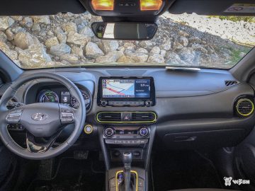Hyundai-Kona-hybrid-13