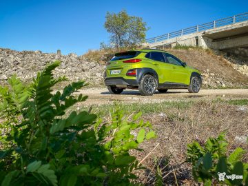 Hyundai-Kona-hybrid-4