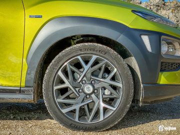 Hyundai-Kona-hybrid-8