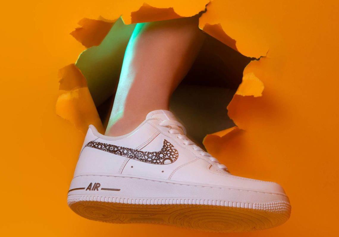 S2_Sneakers_Specialist_x_Tournaire