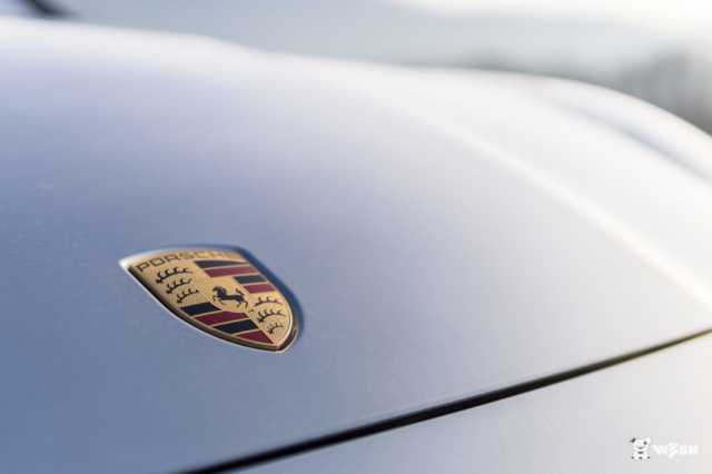 Porsche-Cayenne-Turbo-S-16