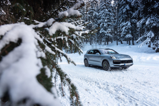 Porsche-Cayenne-Turbo-S-20