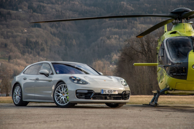 Porsche-Panamera-Turbo-S-8