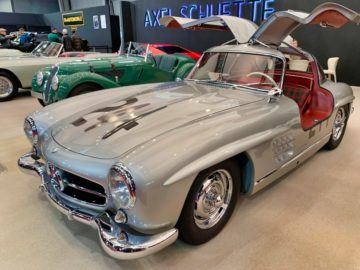 RetroMobile-2020_1225