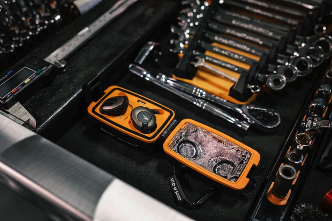 Klipsch_T5_II_Sport_McLaren_39