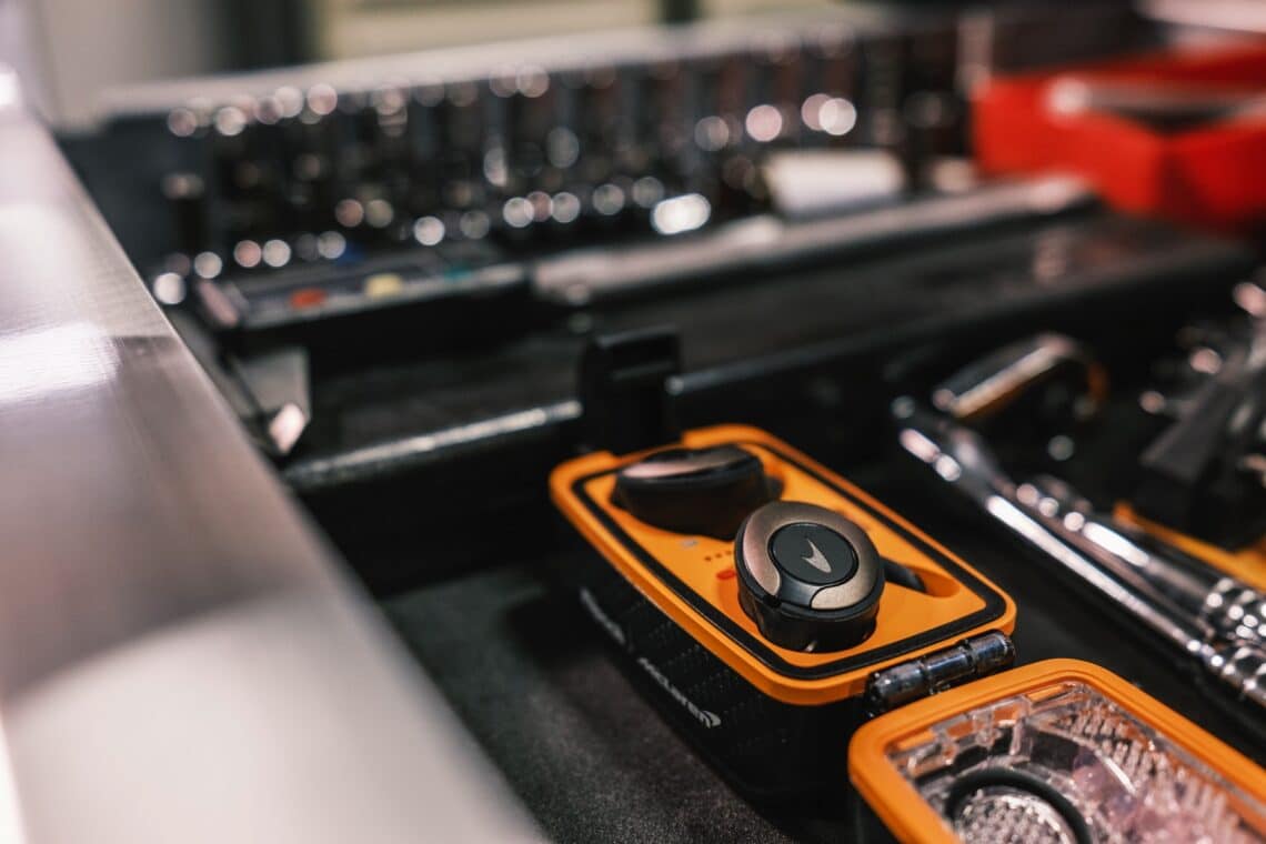 Klipsch_T5_II_Sport_McLaren_41