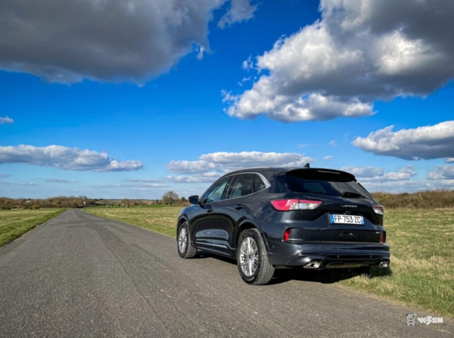 Ford-Kuga-13