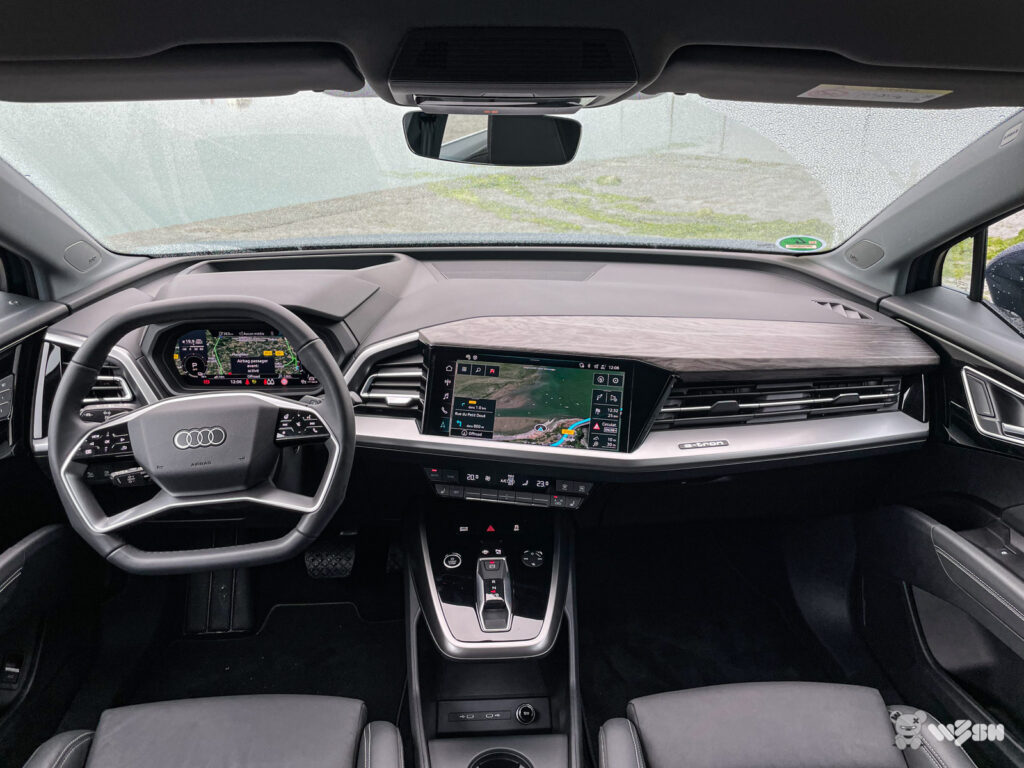 Audi-Q4-40-e-tron-13