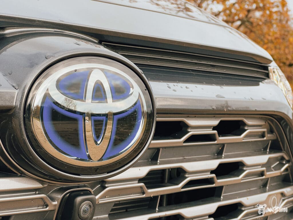 W3SH-Toyota-RAV4-14