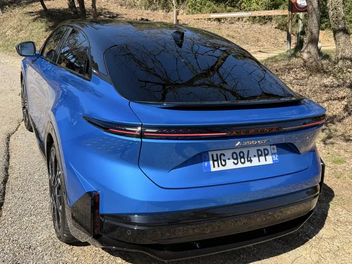 Alpine_A390GT_arrie?re