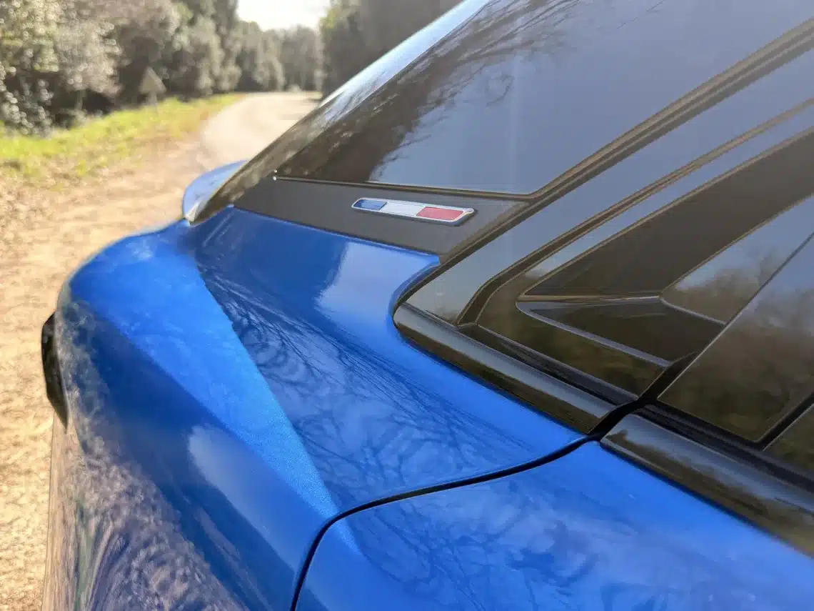 Alpine_A390GT_drapeau